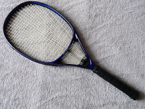 Nice late model SP.IN Bisqus Pro Two tension tennis racket