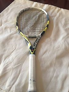 Babolat AeroPro Team Tennis Racquet 4 1/4 grip + bag