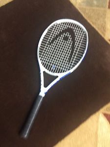 HEAD TENNIS RACKET SWING STYLE RATING 3 AND  BLACK HEAD TENNIS RACKET COVER