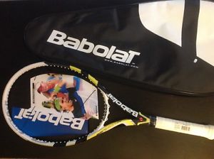 BABOLAT AERO PRO LITE 4-3/8 WITH COVER BAG. BRAND NEW.