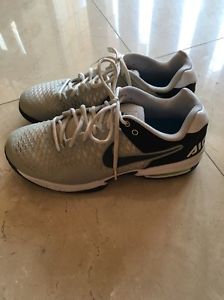 Men's Nike Air Max Tennis Shoes Size 10.5
