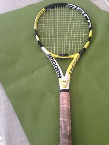 Babolat Aero pro Drive-grip:4-3/8- Great Used Condition- Nomal Signs Of Use