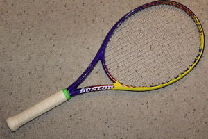 Dunlop iDapt Force 98 with Med Shock Sleeve 4 3/8 "lightly used racquet"