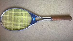 Set of 2 Head Graphite Edge 4-3/8 Head Edge 4-3/8 midsize tennis racquet