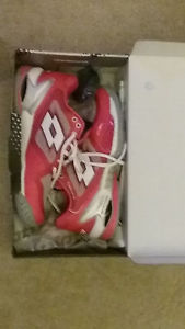 Womens Lotto Raptor Evo Speed Tennis Shoes Size 7 brand new in box