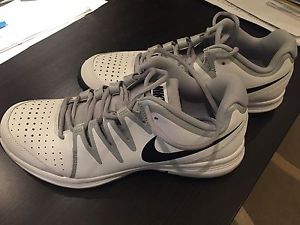 Nike Vapor Court 9.5 Tennis Shoes All Court 631703‌-‌101 US9.5
