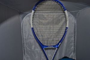 Wilson tennis Racquet. Good condition. Free shipping