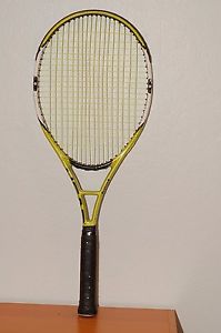 Head FLEXPOINT HEAT tennis racquet 4 3/8, mid-plus 102 sq in.