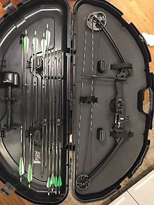 Compound ARCHERY Bow  Gen-X Kit  Plano Protector Bow Compact Bow Case- Left hand