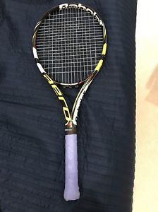 Babolat Aeropro Drive 4 1/4 Grip Size. Barely Used. Great Condition