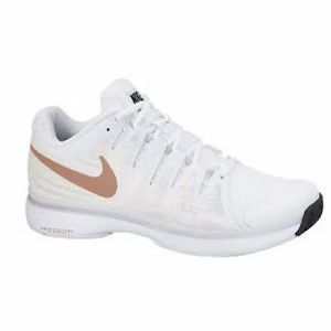 Women's Nike Vapor Zoom 9.5 Tour Tennis Size 5.5 White/Gold