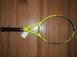 Excellent condition Head Graphene XT Extreme Lite 4 3/8 tennis racquet