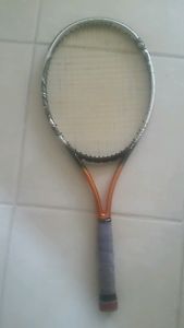 Volkl Quantum 3 Titanium Lite Carbon Tennis-Racquet  4 1/4