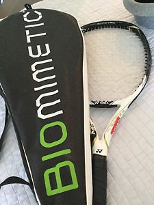 Yonex tennis racquet DEMO for sale!! 107 head size - free shipping