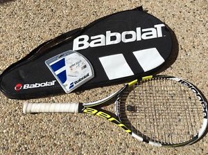 Babolat Aeropro Lite Tennis Racquet - 4 1/4 grip with case