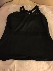 NIKE LIMITED EDITION MARIA SHARIPOVA 2 PIECE ATTIRE  SIZE MEDIUM
