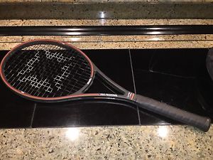CLASSIC PLAY PRO FESSIONAL GRAPHITE COMP MODEL TENNIS RACKET - MIDSIZE