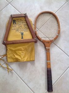 Vintage Harry C. Lee Of NY Wood Tennis Racket Master Model The Bat Cover Holder