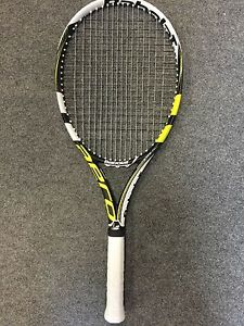 Babolat Aeropro Lite 4 1/4 STRUNG (Tennis Racket GT 2013 Pure Aero Light 260g)