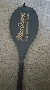 MacGregor XL-1000 mid size racket