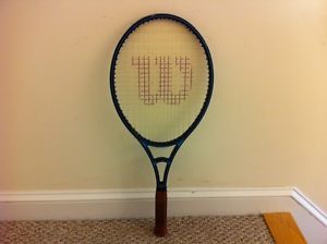 WILSON Sting Large Head Graphite Tennis Racket w/ Case 4 5/8 Excellent Condition