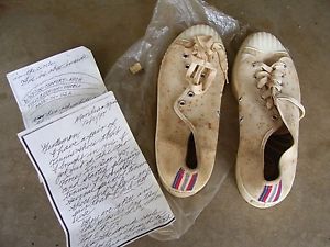 ANTIQUE WORLD STARS TENNIS SHOES FROM WEST BROS. 1946 $1.97 PRICE TAG SIZE 9