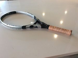 Head mattalix used tennis racket no strings extremely rare