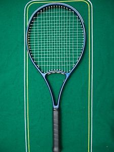 Rossignol WideBody Rock Graphite Midplus 95 Racket 4 1/2 Strung EXCL+