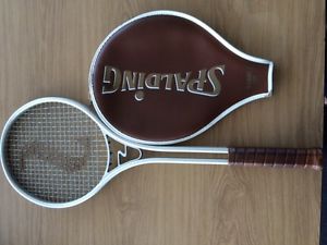 Spalding Smasher III Tennis Raquet