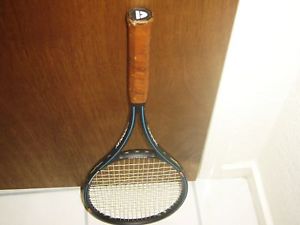 Vtg DONNAY MID 825 Tennis Racquet Graphite Comp Racket