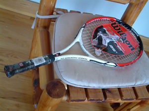 Wilson Roger Federer Junior Titanium Tennis Racket 25", 3-7/8", L00