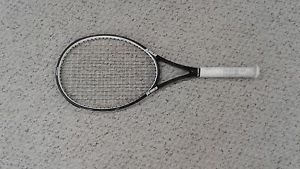 Prince Textreme Warrior 100T (4 1/4) -excellent condition