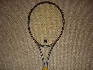 VINTAGE Wilson Pro Staff LargeHead PWS GRAPHITE KEVLAR 4 1/2 Demo Model