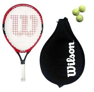 Wilson Roger Federer 19" Raqueta De Tenis Junior + 3 Bolas (Rojo/Negro)