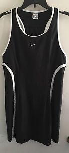 NIKE FIT DRY Sz XL (16/18) Black & White Tennis Dress w/Racerback Sleeveless EUC