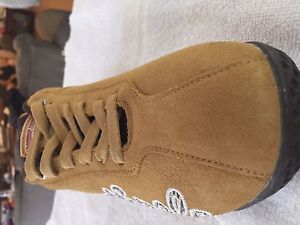 MENS SOUTHPOLE ATHLETIC SHOE   8.5  EURO-41.5