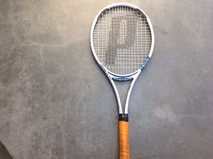 Prince More Control DB 800 Tennis Racquet  4-3/8 Midplus 97 Good Condition