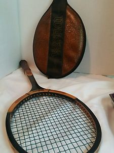 vintage wood Wilson Advantage Tennis Racquet.Includes the Proper cover
