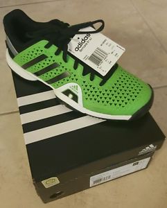 NIB ADIDAS Barricade 8+ XJ Size 6 (US) Tennis shoes