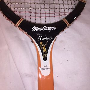 Vintage MACGREGOR SPEEDWOOD TENNIS RACQUET w FIBRE WELDED THROAT - Nice!