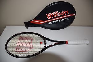 Wilson Graphite Matrix Midsize Black/Red L4 4 1/2