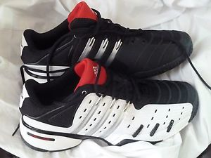 ADIDAS  BARRICADE V CLASSIC MENS TENNIS SHOES-size 11 1/2- new in box