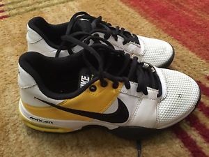 Nike Air Max Courtballistec Nike Shoes  Size 4.5 Boys