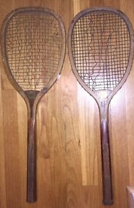 PAIR OF ANTIQUE SPALDING TENNIS RACQUET'S, 1 FLAT TOP 1 CURVED TOP 13 1/2 oz