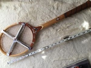 Vintage TAD Davis Classic Professional Wood Tennis Racket with Zephyr Press