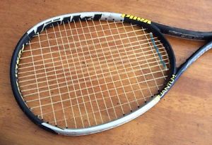 VOLKL QUANTUM ONE POWER BOOST Tennis Racquet
