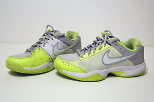 Nike Air Cage Court Junior (Youth) Tennis Shoes size 4 – excellent condition!