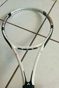 Used (9/10) Boris Becker Delta Core Melbourne Tennis Racquet (4 5/8)