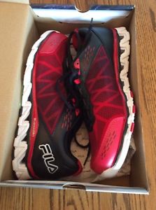 mens New in box Tennis Shoes