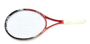 HEAD Prestige S Tennis Racket: Weight: 305g/10.8 oz Balance: 320 mm/1" HL